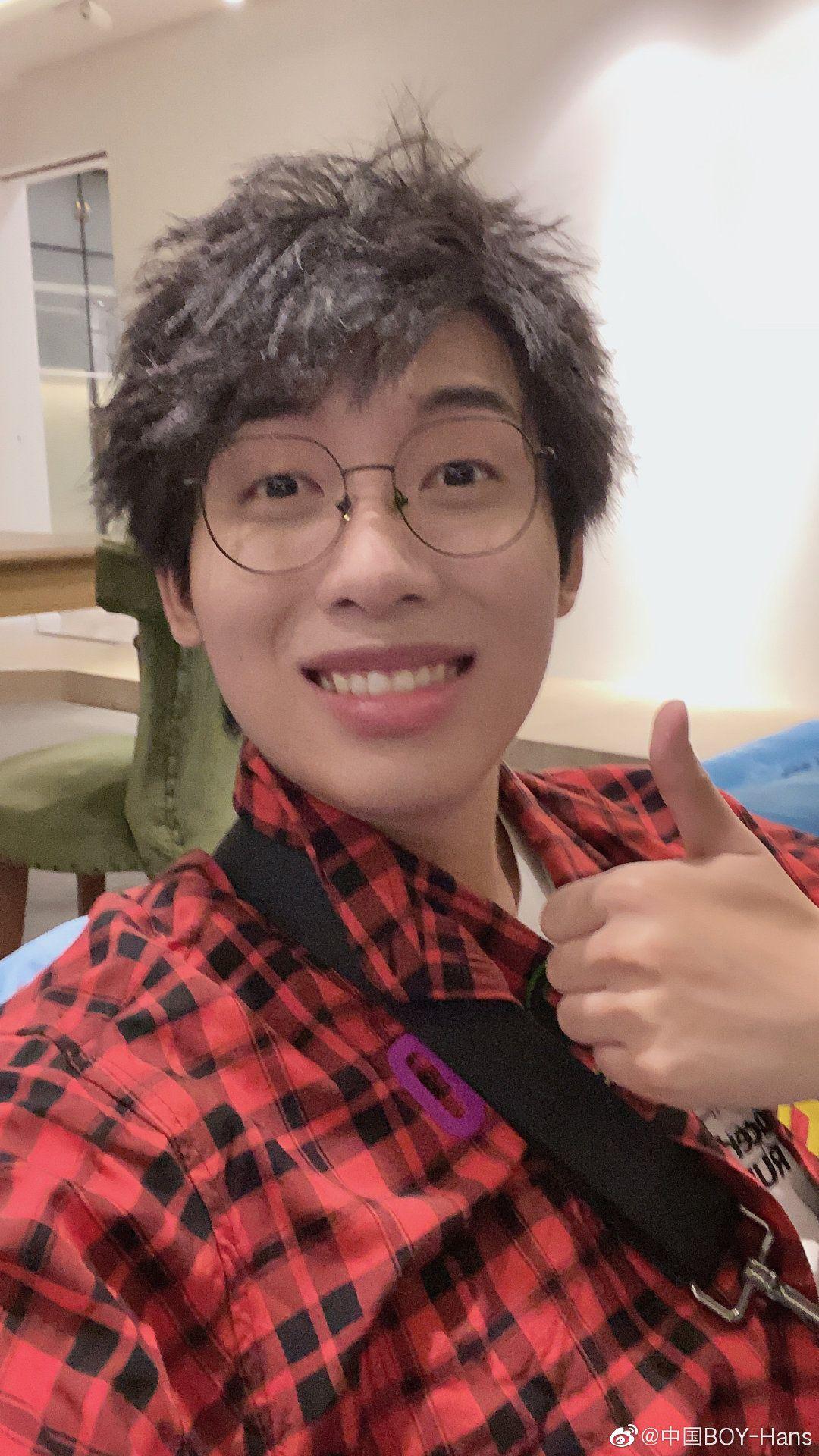 b站的up主中国boy是不是越来越帅了? - 知乎