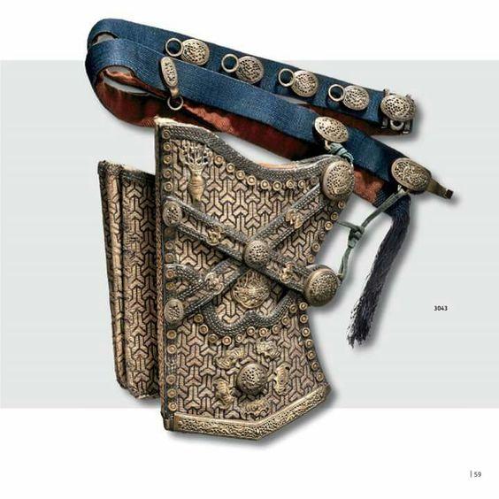 古代骑兵和步兵射箭用的箭放在箭囊里在运动的颠簸中会不会掉出来