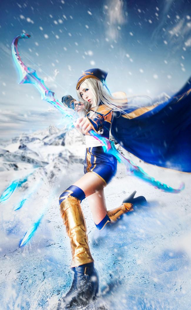 身为召唤师的我能够召唤二次元女神