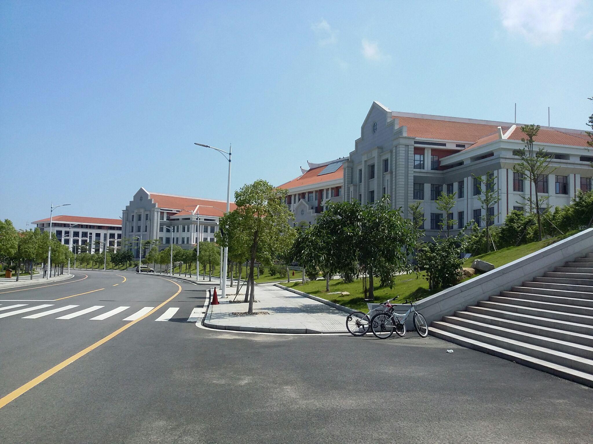 在厦门大学翔安校区读书感觉如何? - 知乎