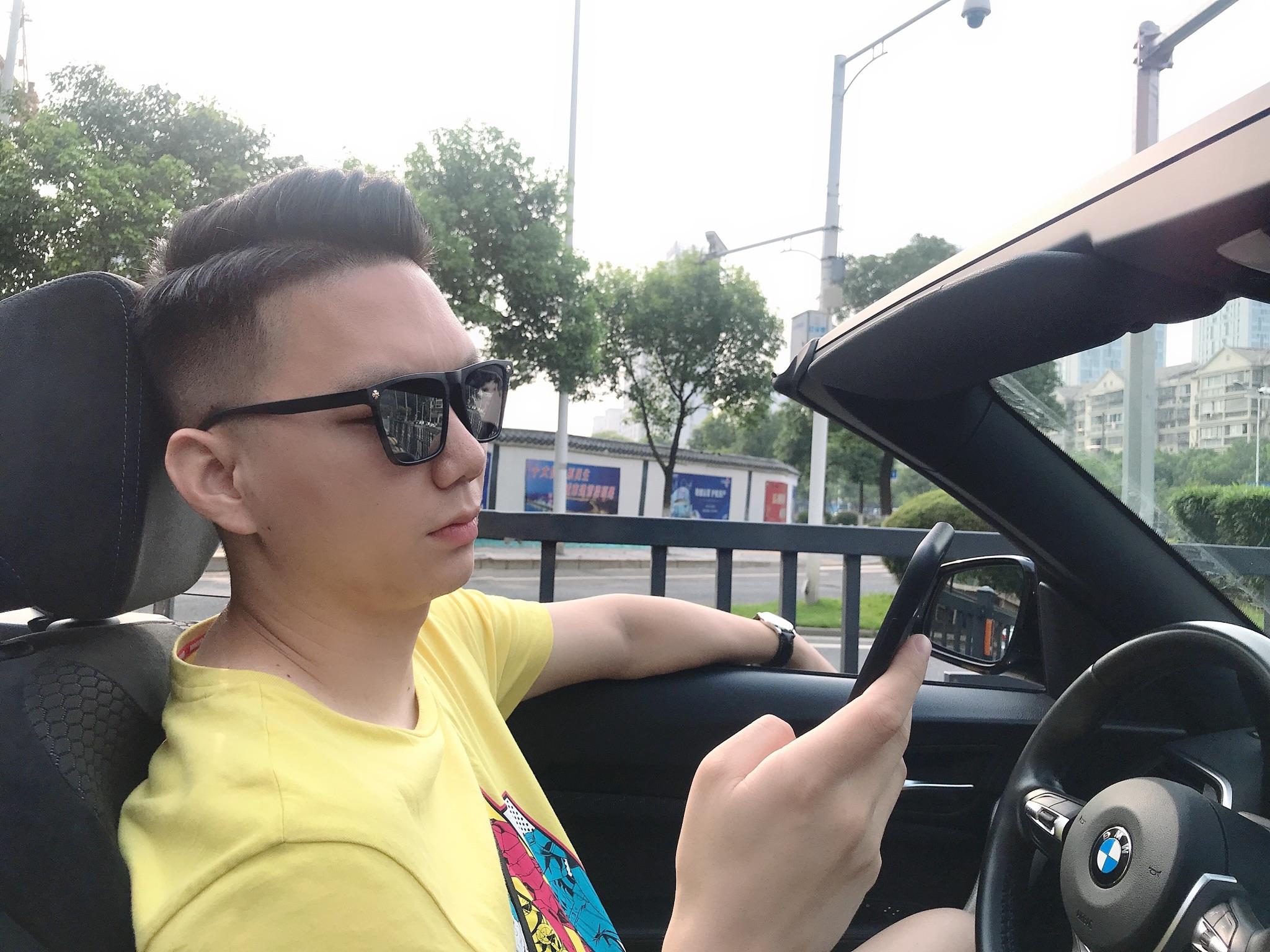 男生开宝马2系敞篷到底合适吗