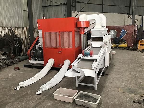 铝线铜米机是一种废电线粉碎设备