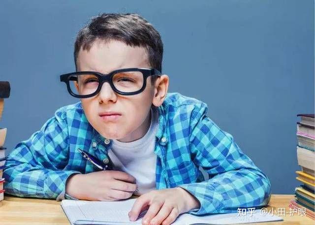 小孩8岁近视100多度要不要戴眼镜