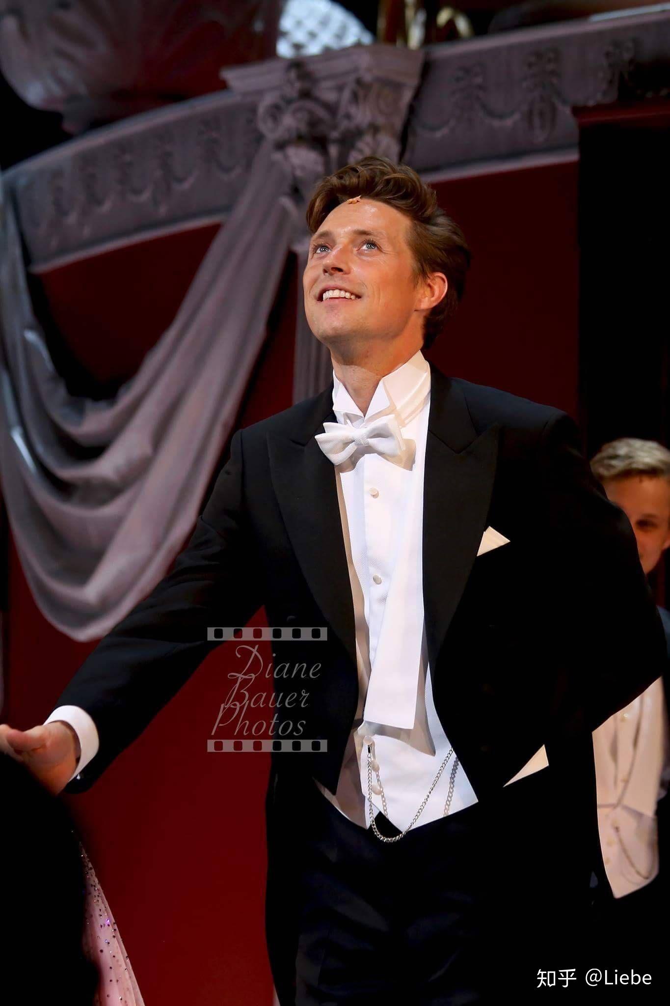 有谁可以详细介绍卢美人lukas perman么? - 知乎