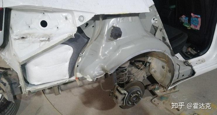 后翼子板变形4s店告诉我那里本身就是焊接的,建议我锯掉焊接还是钣金?