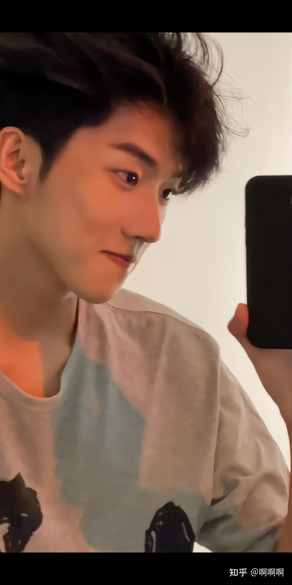 有人见过抖音帅哥长颈先生露脸吗