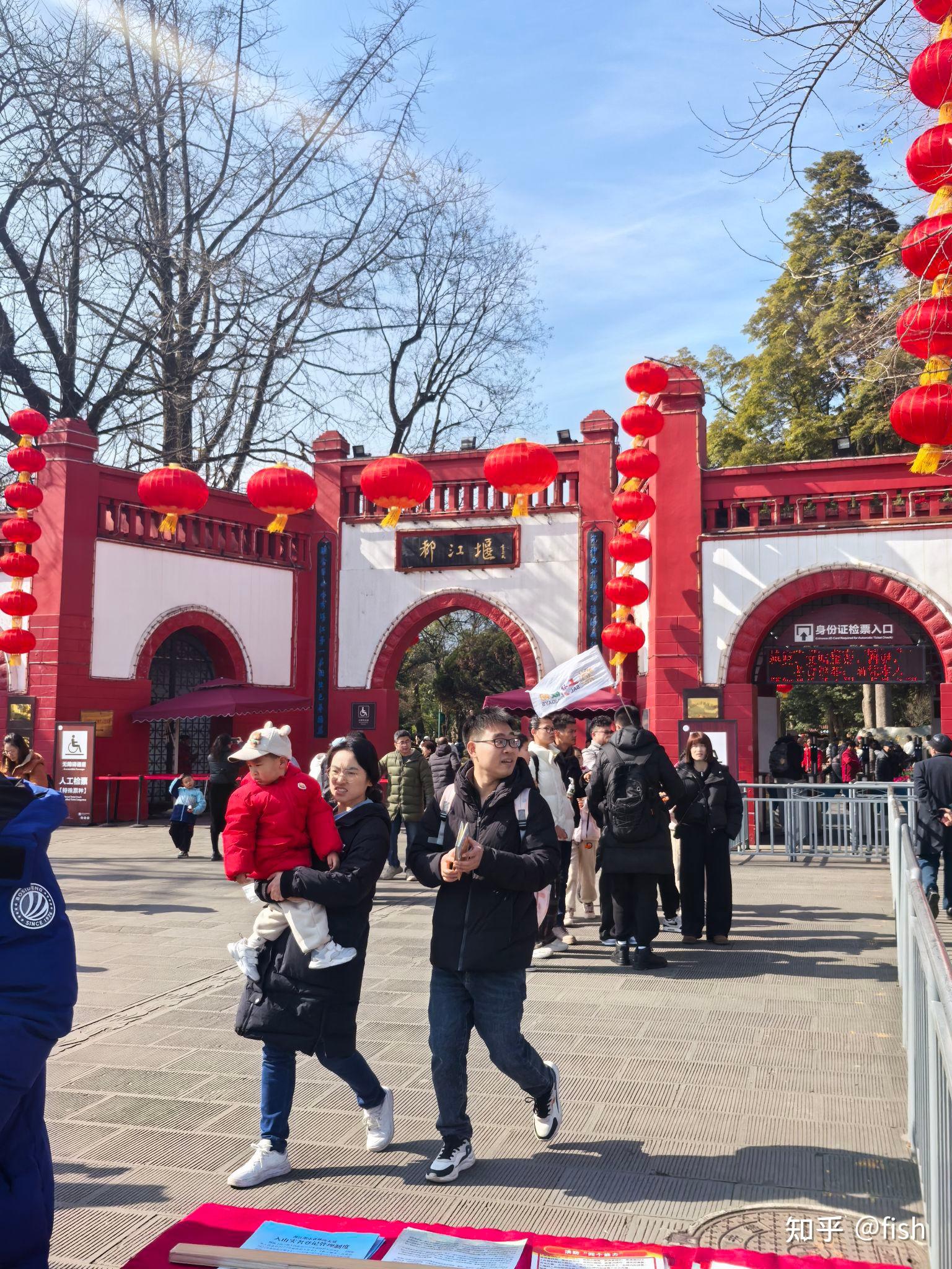 春节假期适合去哪旅游(春节假期适合去哪旅游呢)