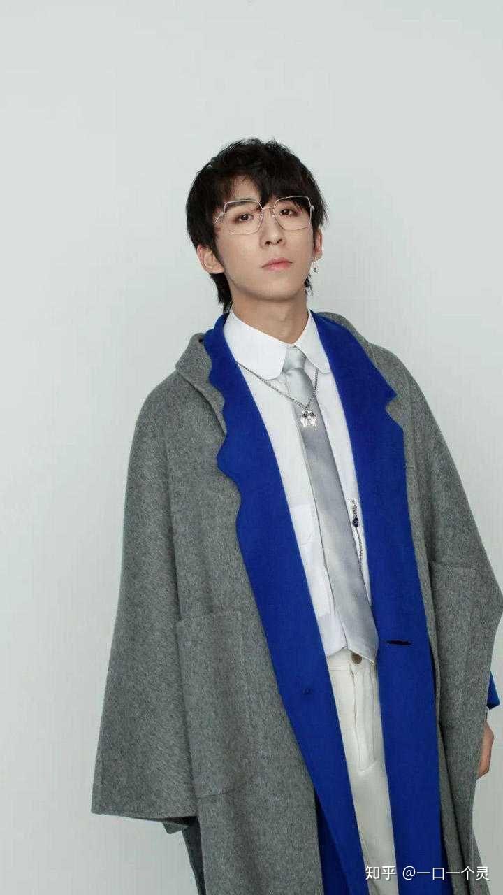 如何评价唐汉霄?