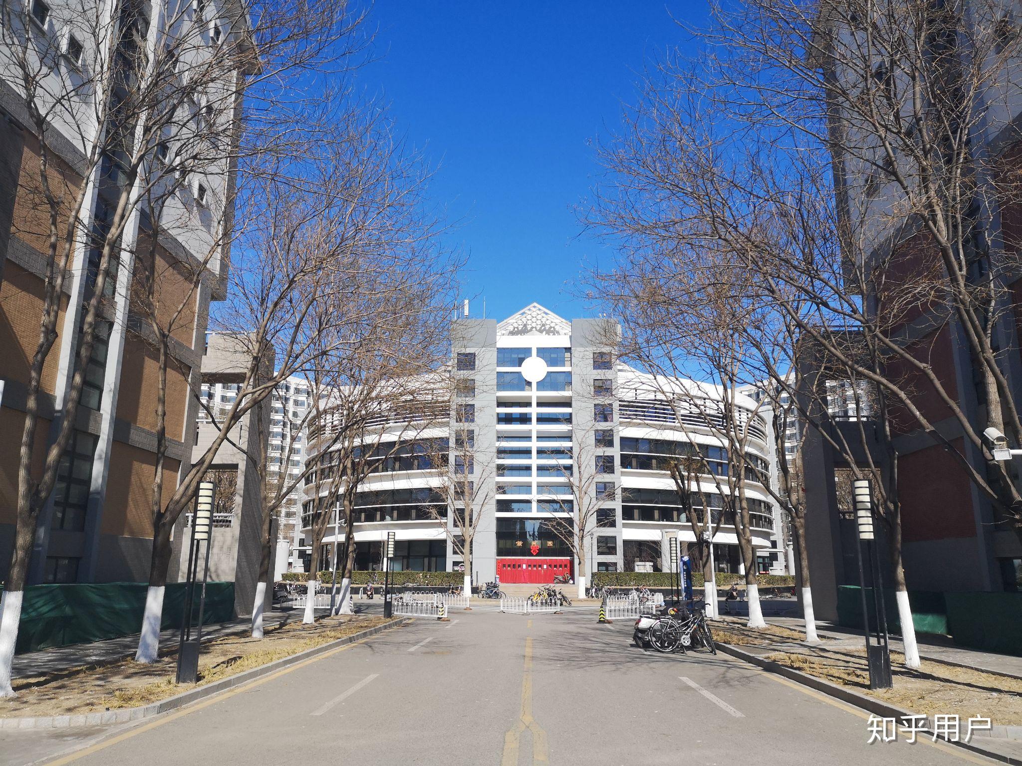 清华大学的校园环境如何? - 知乎