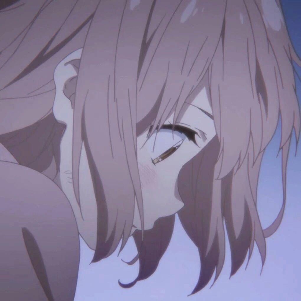 有哪些伤感的动漫女头分享? - 知乎