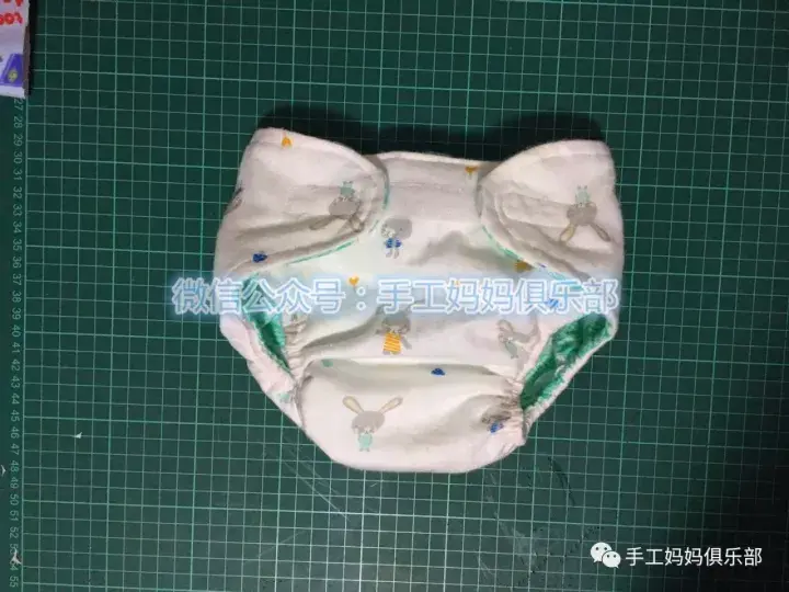 用尿布还是用纸尿裤,到底哪个更好?