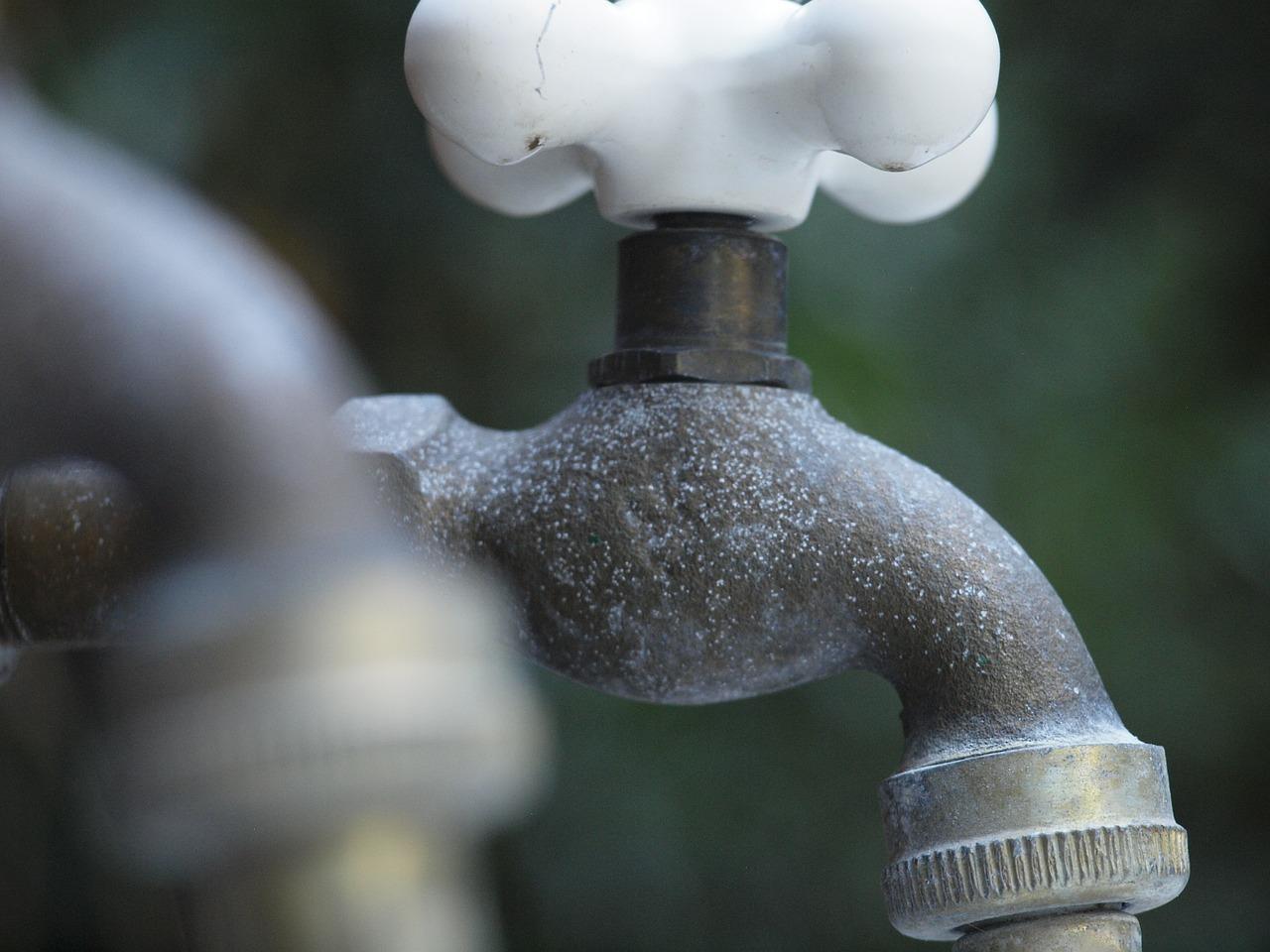 2. 调整龙头高度