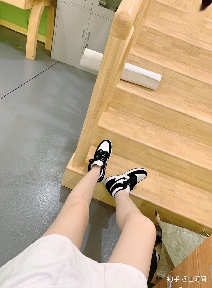 腿粗的女孩子怎么穿aj1比较好