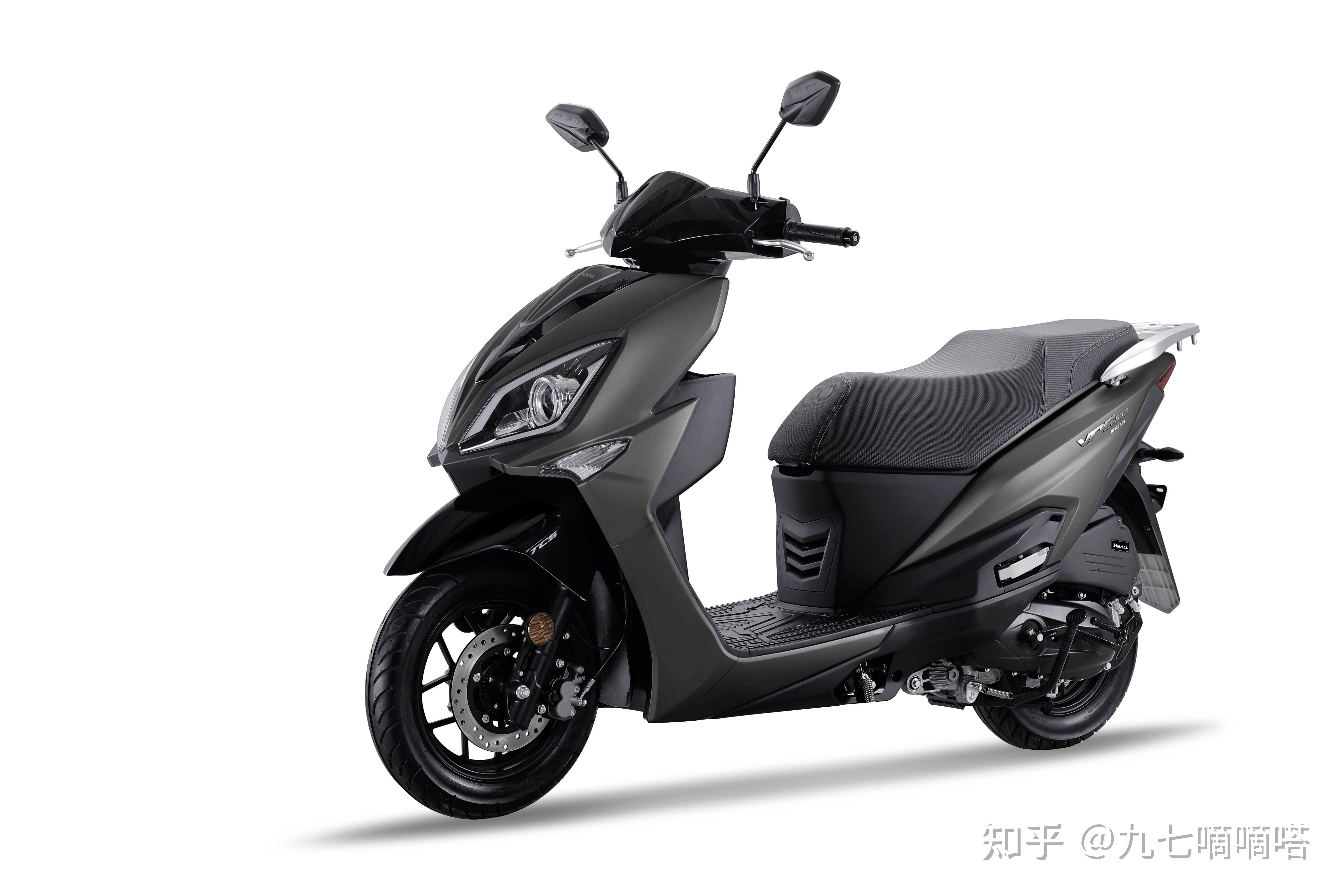 1万元左右的踏板摩托车,有什么推荐的?