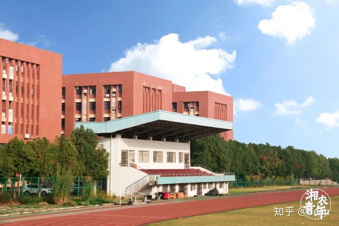 湖南农业大学东方科技学院的校园环境如何?