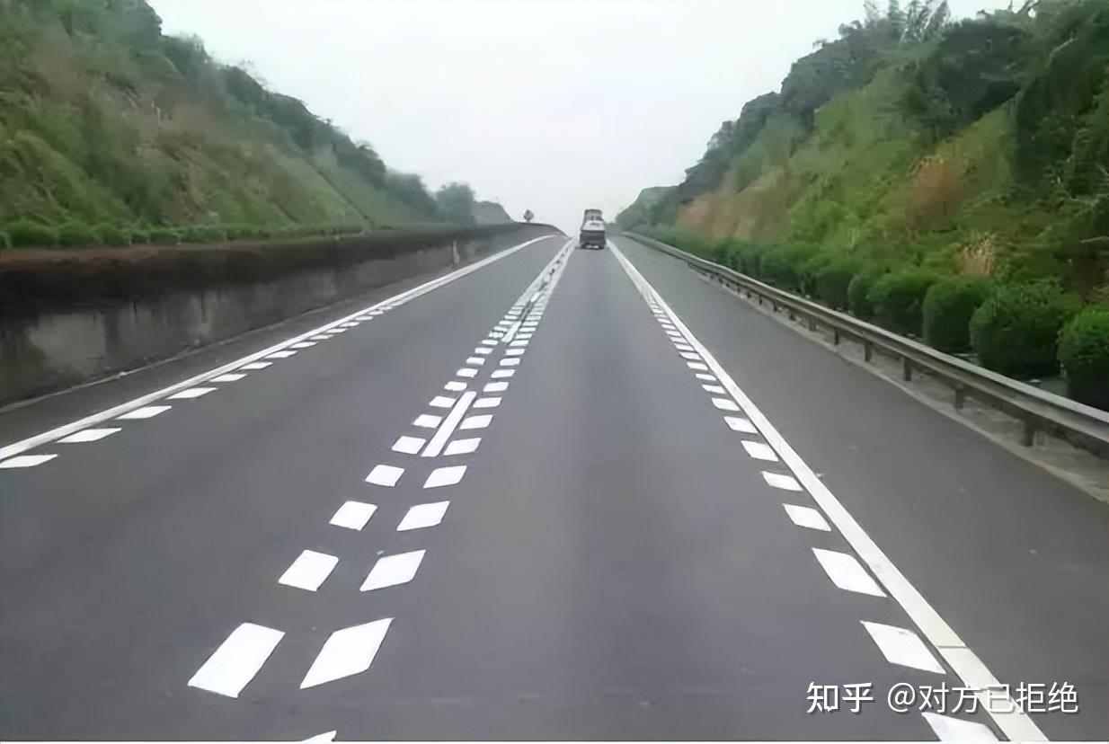 高速公路上的标线有什么区别 高速公路很难认的5种标线