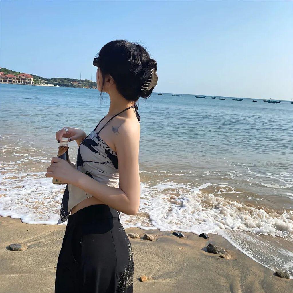 有没有很酷很拽的头像呀?(很酷很拽的图片女生)