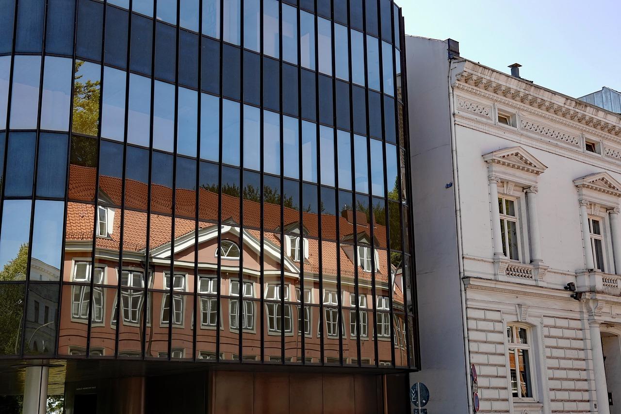 4. 幕墙装饰材料