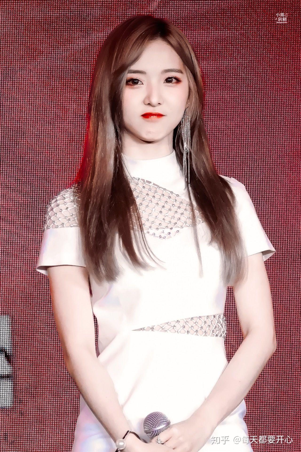 在the9硬糖少女303火箭少女101中选七个出道你会选谁