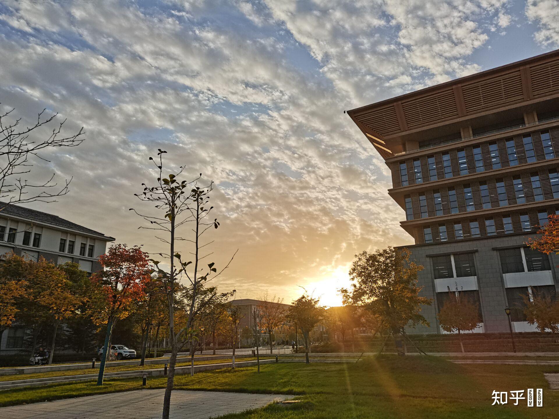 洛阳师范大学校园风光图片