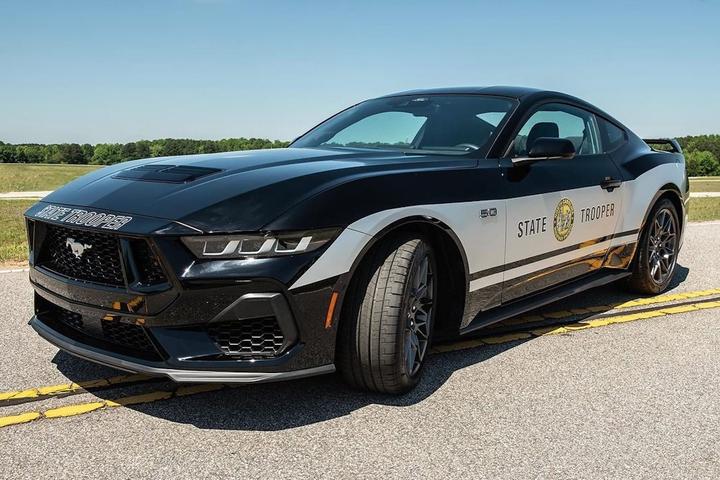 美国北卡罗来纳州警队上新了福特