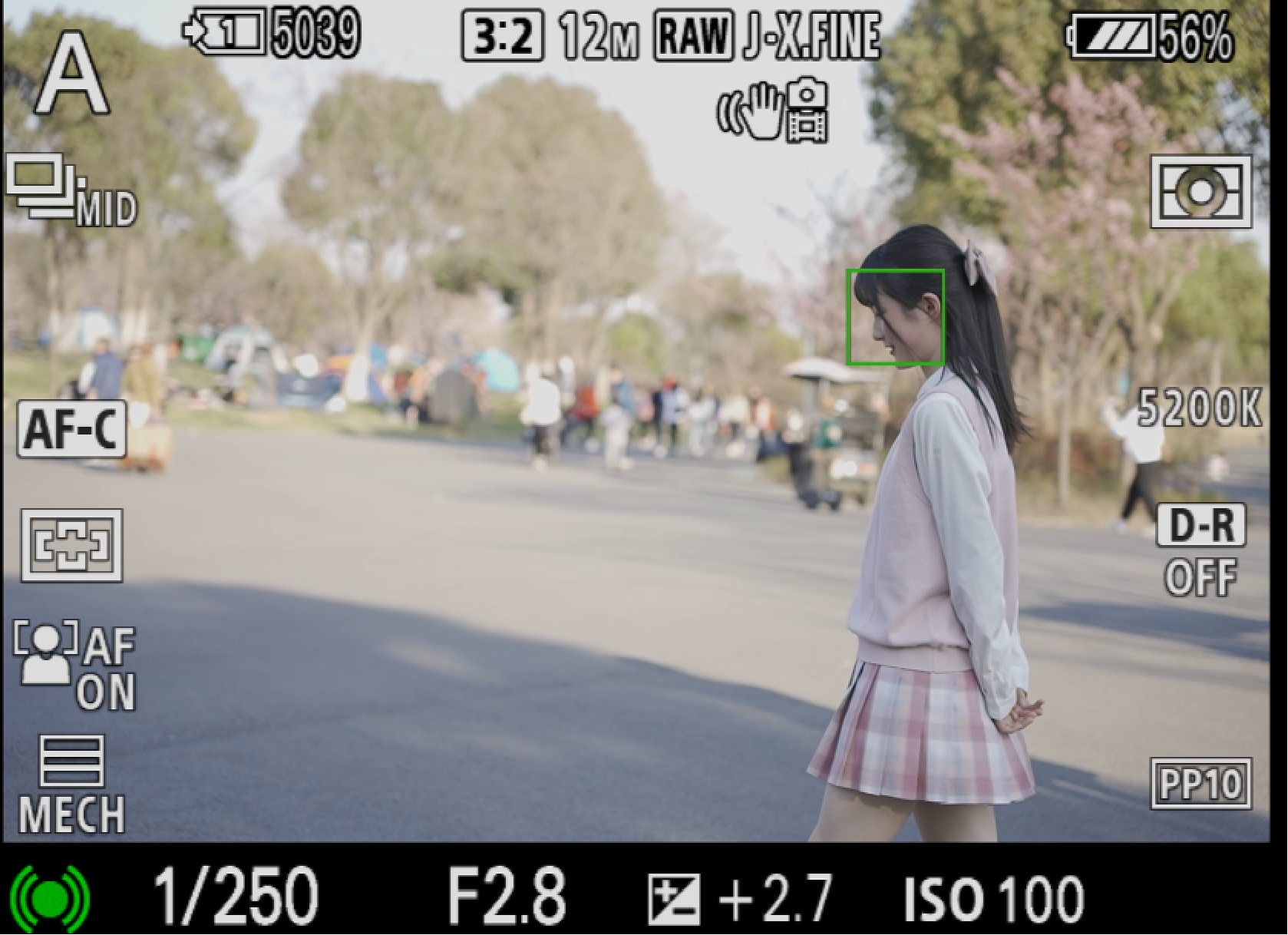 Sigma收購鏡頭