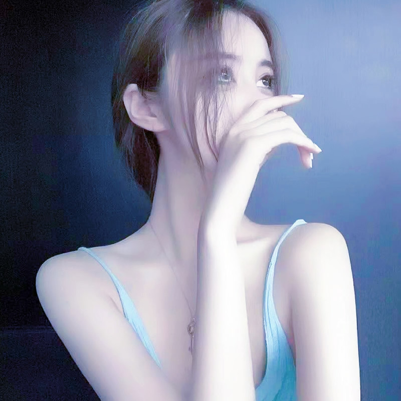 有没有色气一点的头像