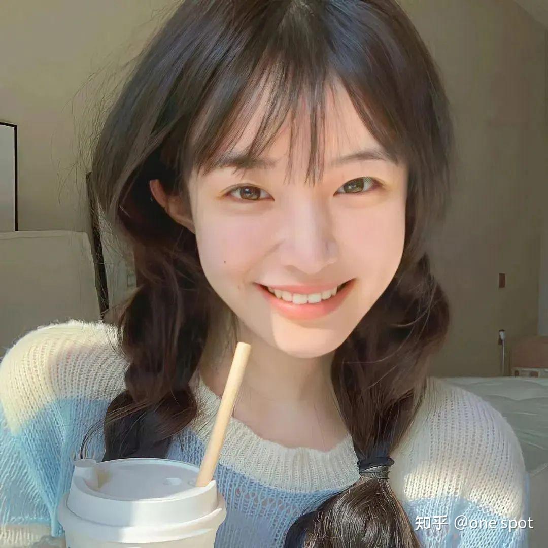 有哪些可爱的女生头像呢,最好是不换那种?