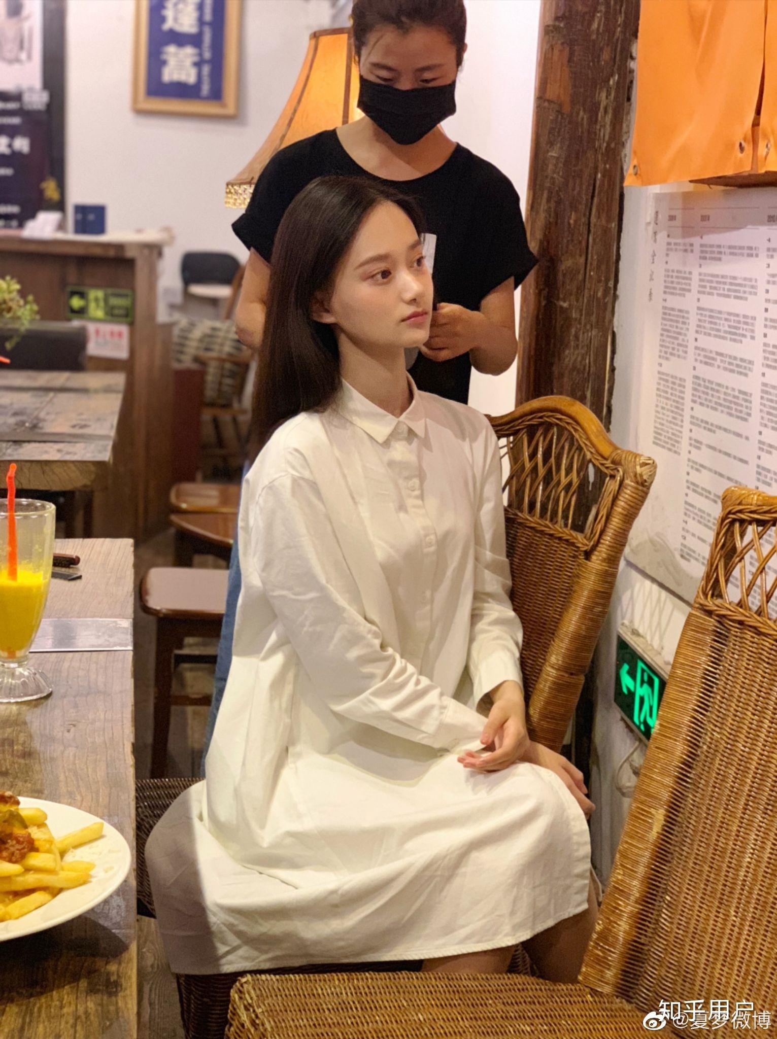 如何评价上戏,北电,中传表演艺考第一名的夏梦? - 知乎