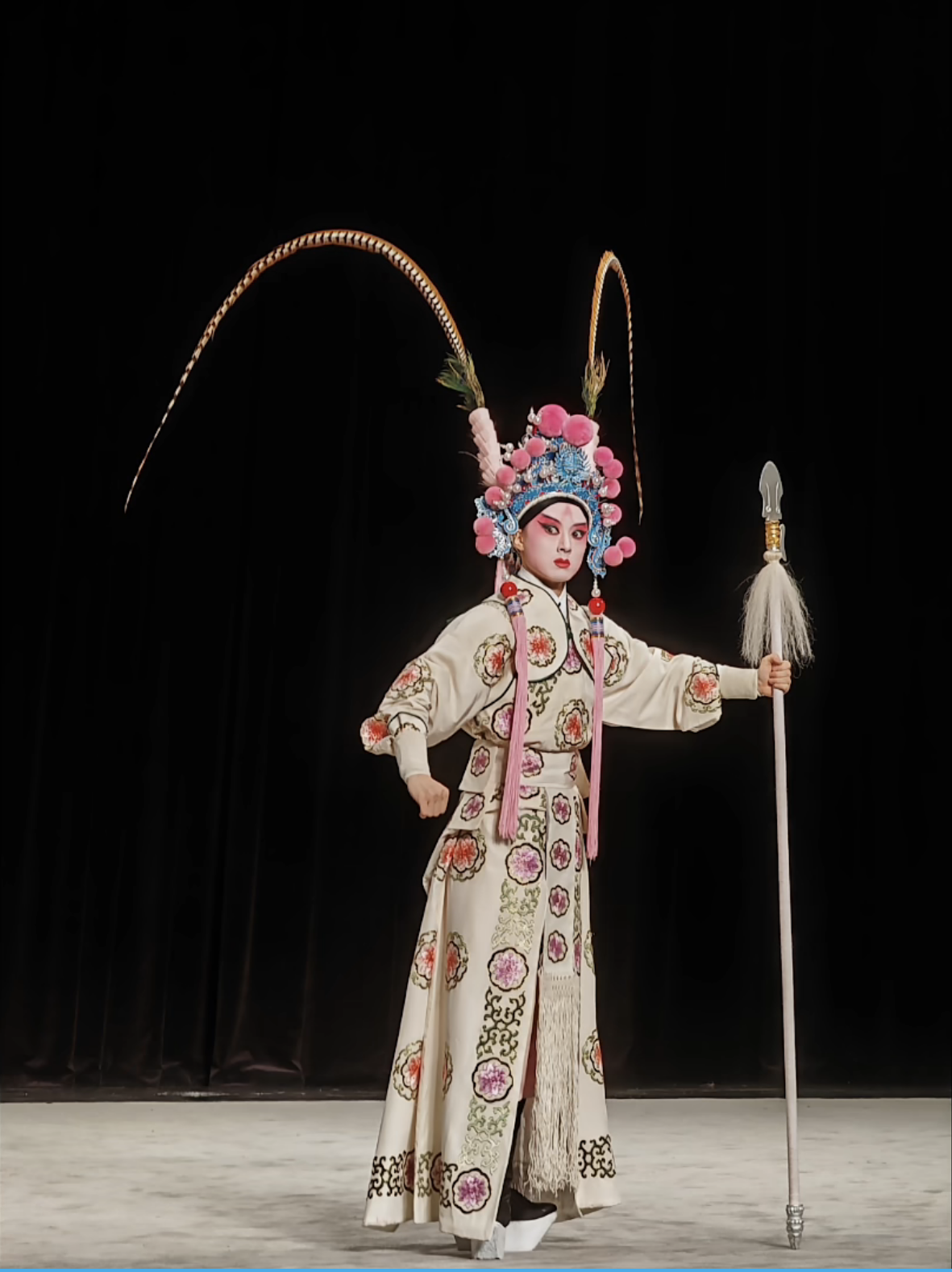 有没有什么特别飒或特别美的京剧真人图片