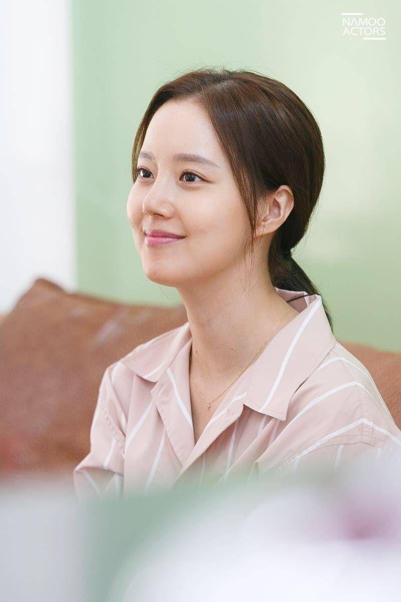 如何评价韩国女演员文彩元?