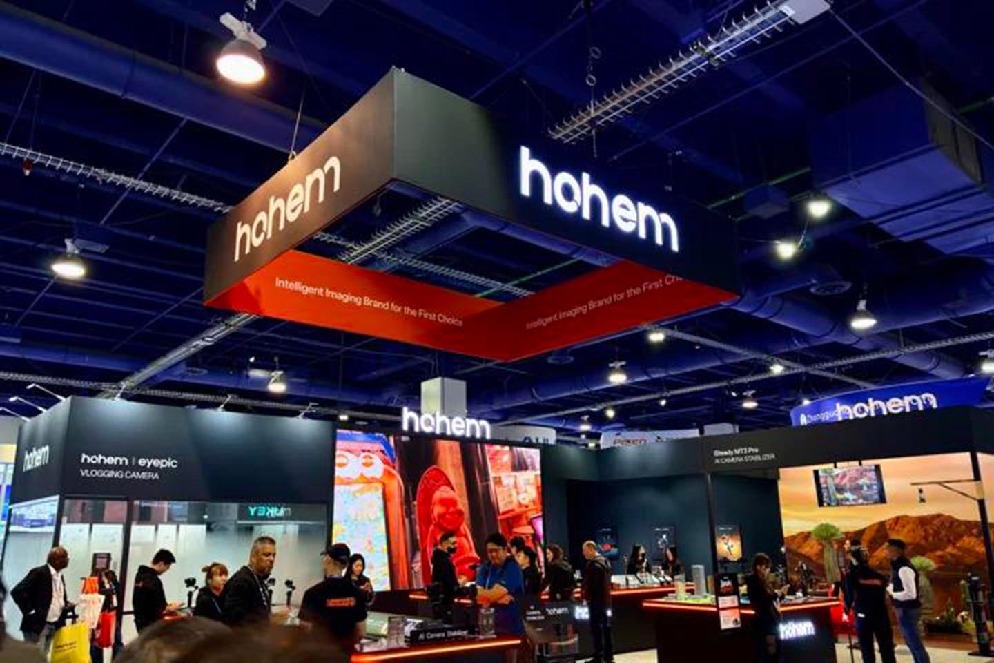 浩瀚参展CES2026 Hohem Eyepic可拆卸相机吸睛