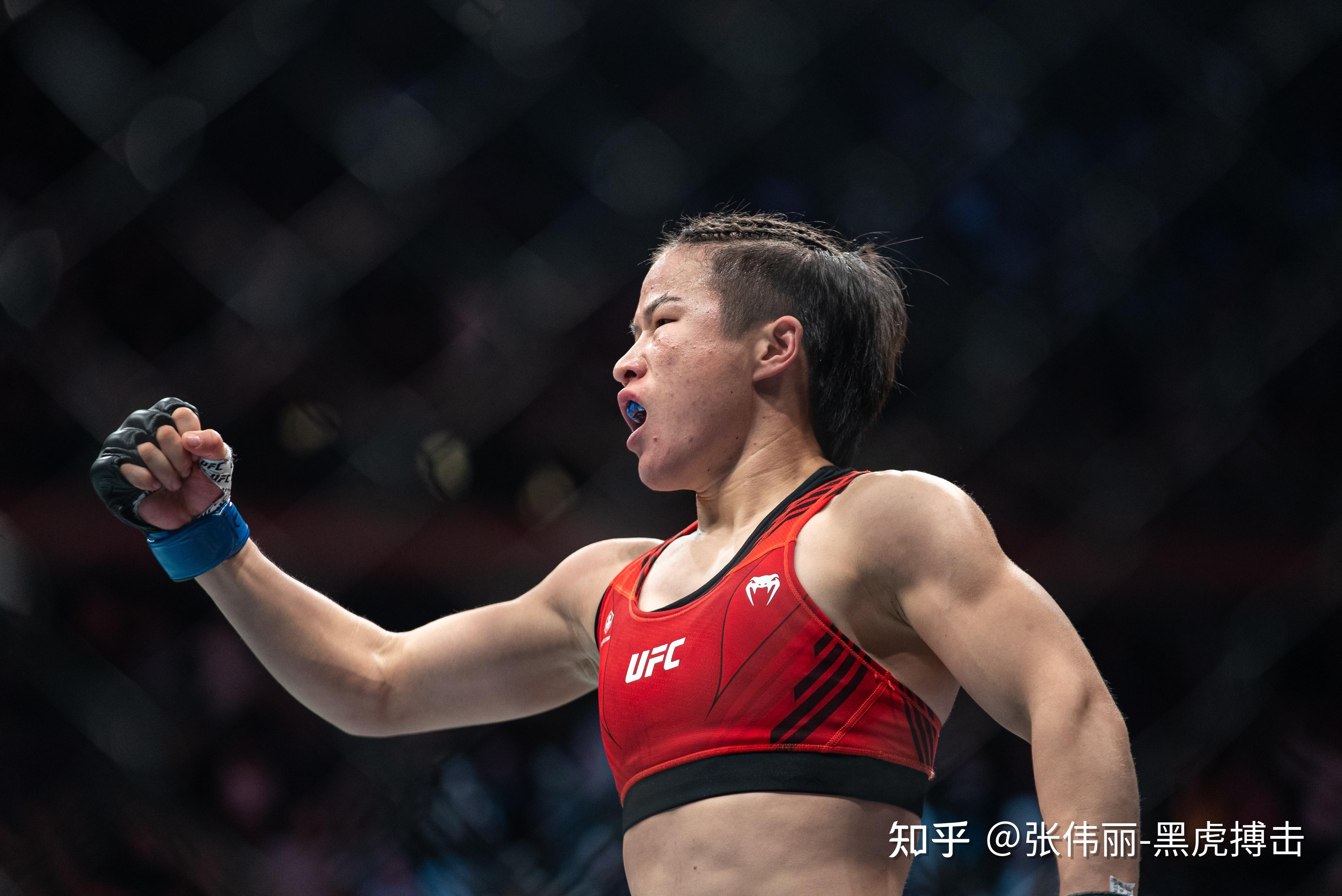 这三年来她经历了哪些变化? - 知乎