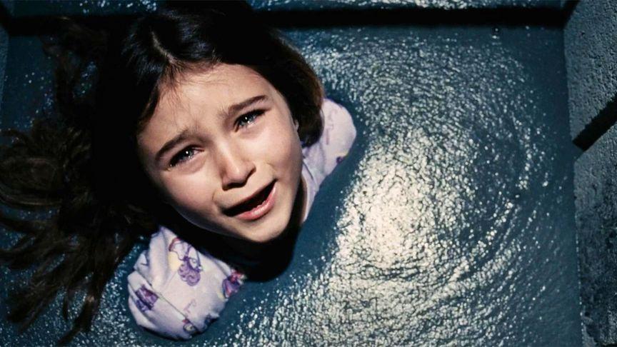 如何评价电影《致命围困》? - 知乎