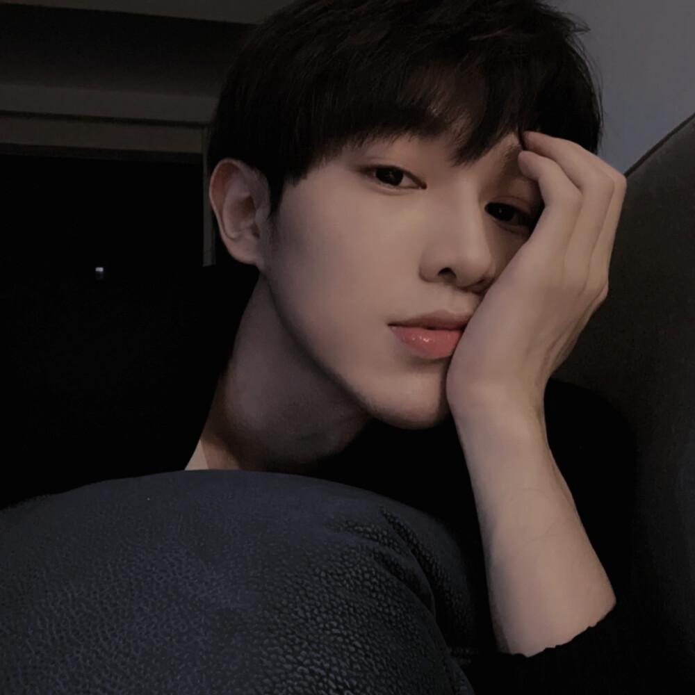 有哪些很干净的头像