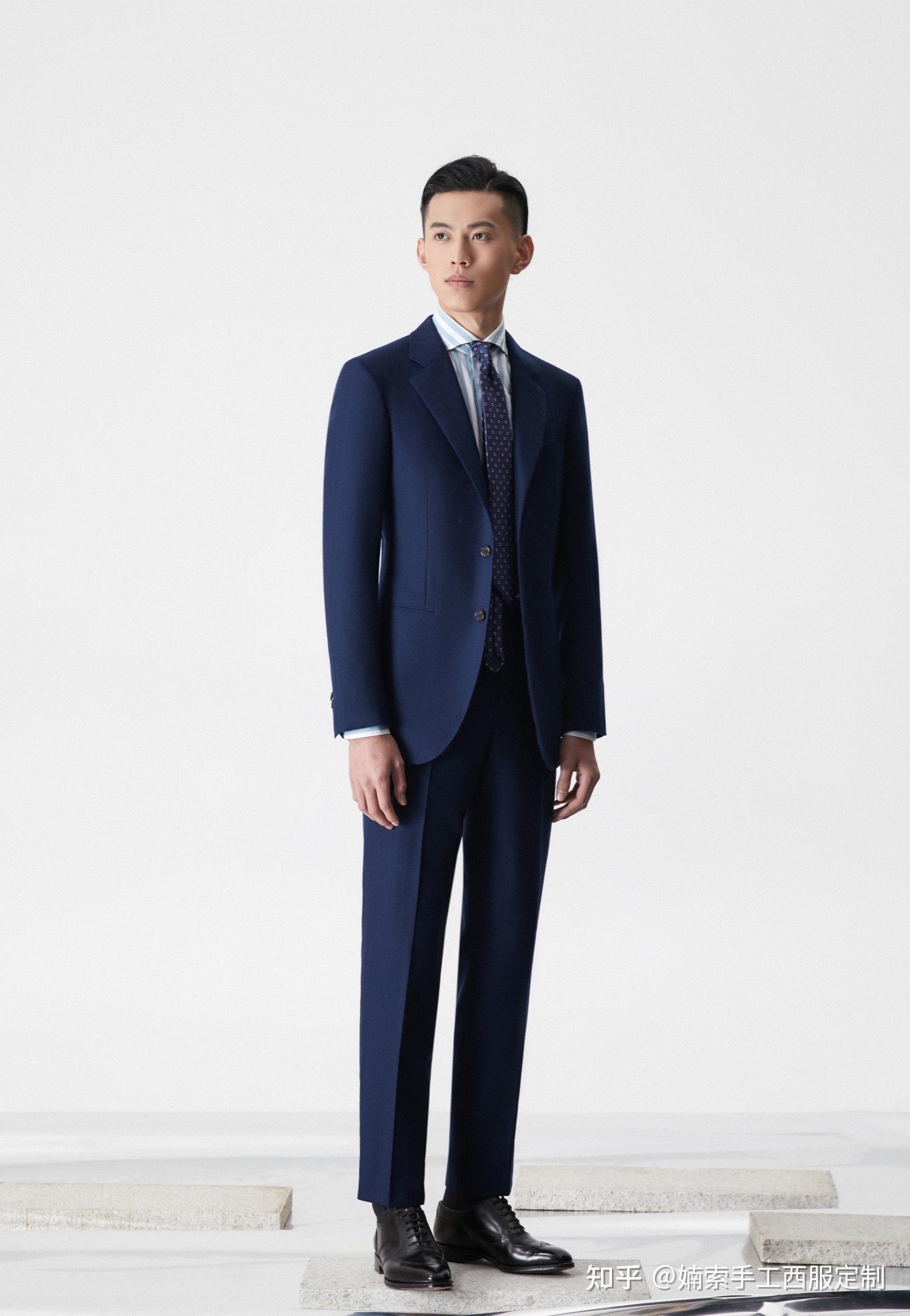 高大的男性购买西装的最佳地点是哪里