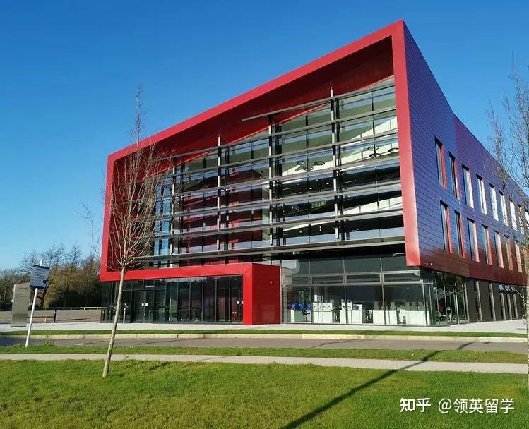 如何客观评价华威大学wmg学院