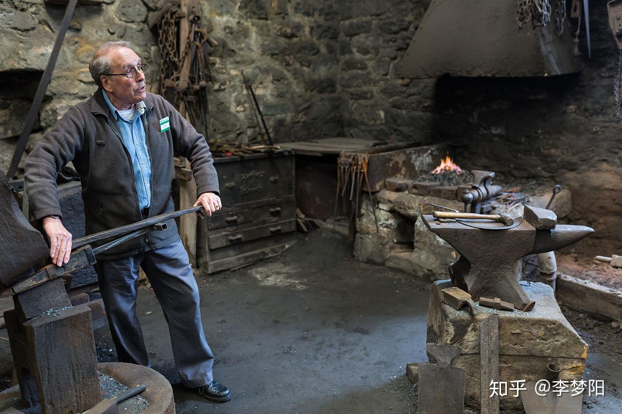 中国汉代发明的水碓和十一世纪欧洲水力锻锤既然设计原理一样 为什么