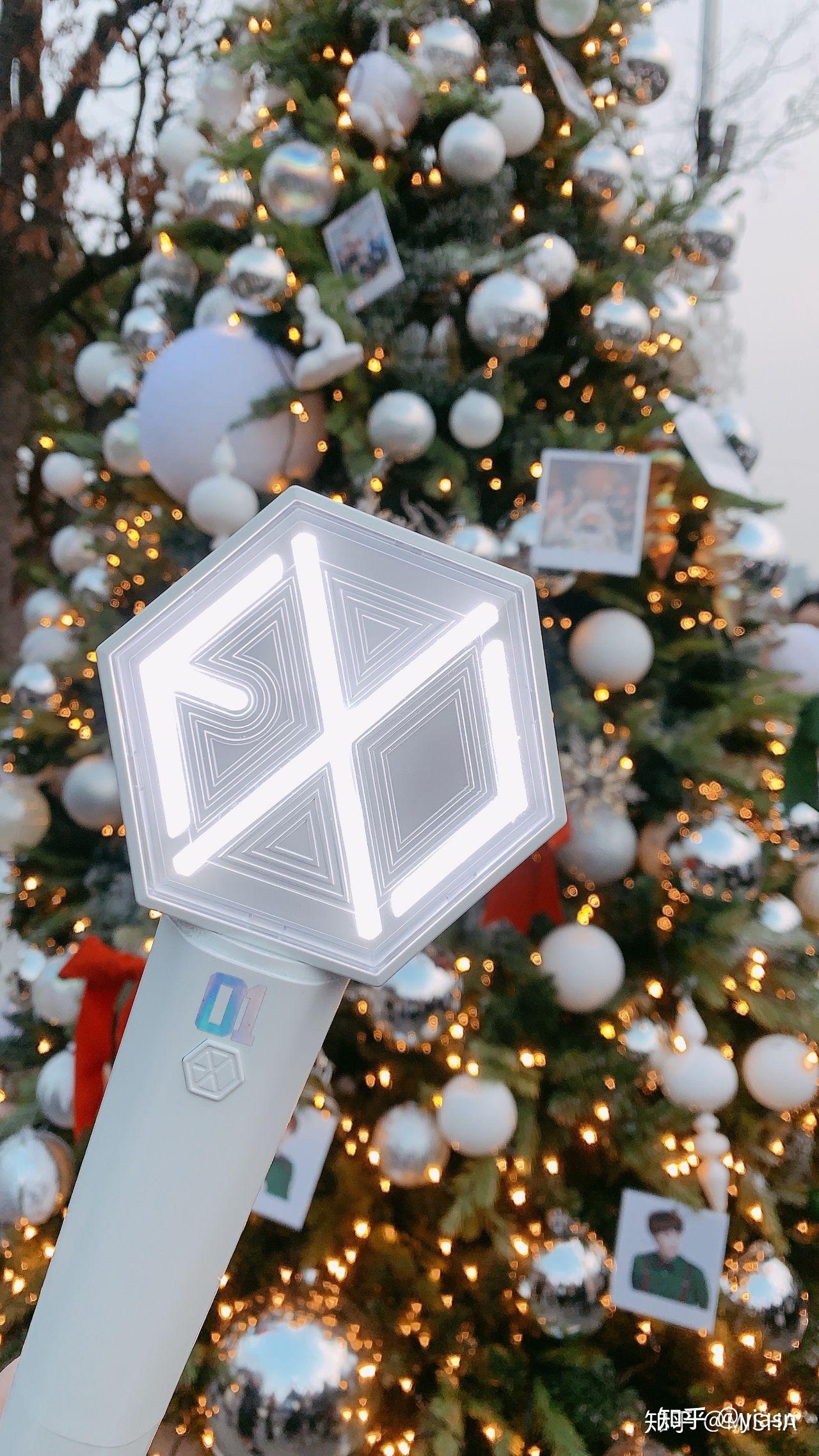 有哪些爱豆的应援棒设计的特别好看? - 知乎