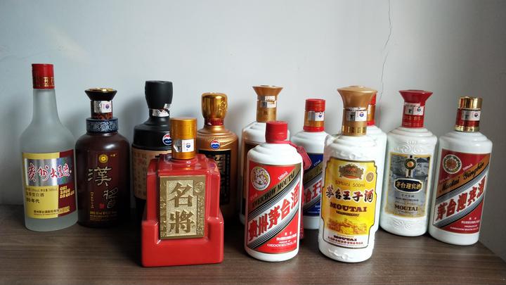 推荐800元-1000元内高性价比纯粮白酒大全！剑南春/汾酒/泸州老窖/梦之