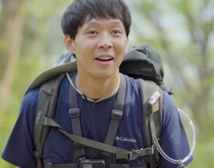 朴有天近况曝光,黄肌大素颜去登山憔悴模样秒变路人!这也太自然 - 知乎