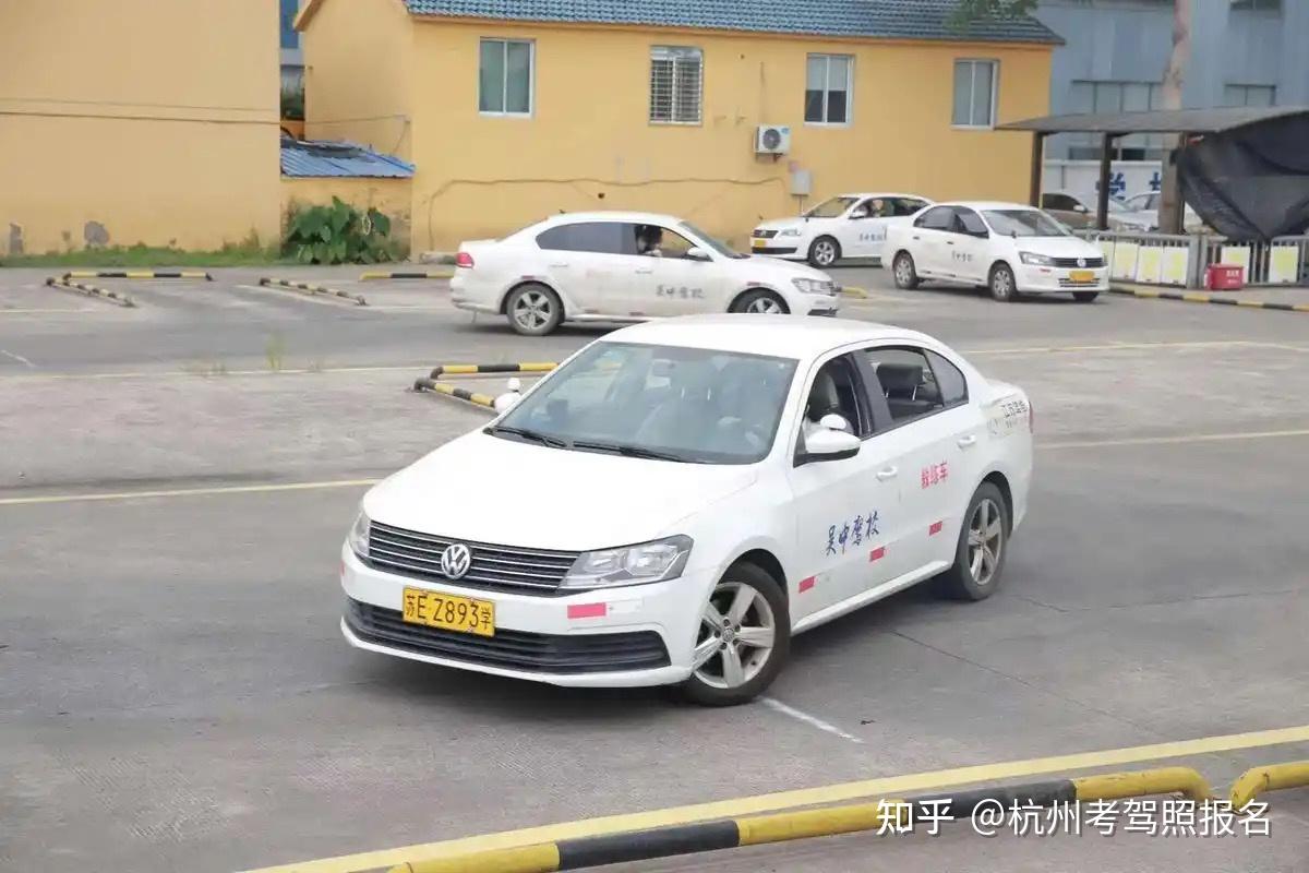 杭州驾校教练怎么选 老教练教你避开这些坑