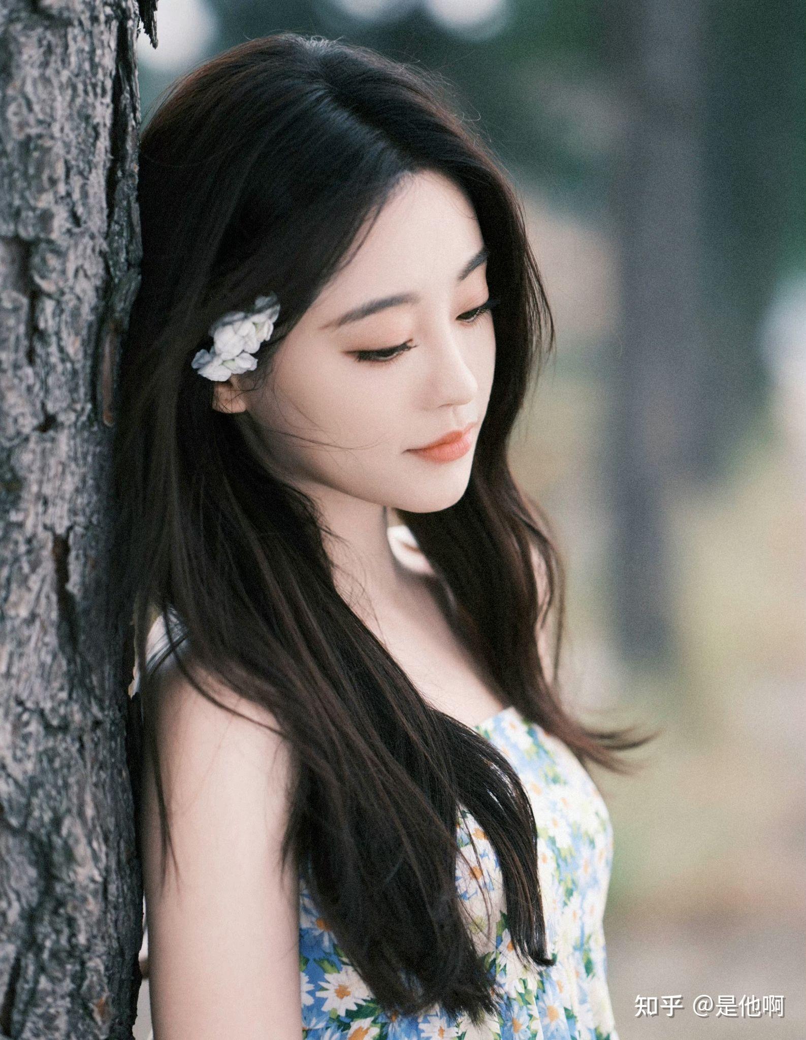 有哪些颜值气质出众却不怎么大火的女明星? - 知乎