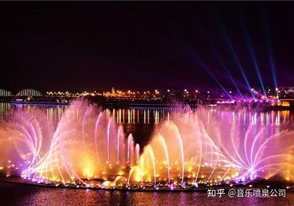 全球十大著名音乐喷泉推荐:最佳观赏地盘点 - 知乎