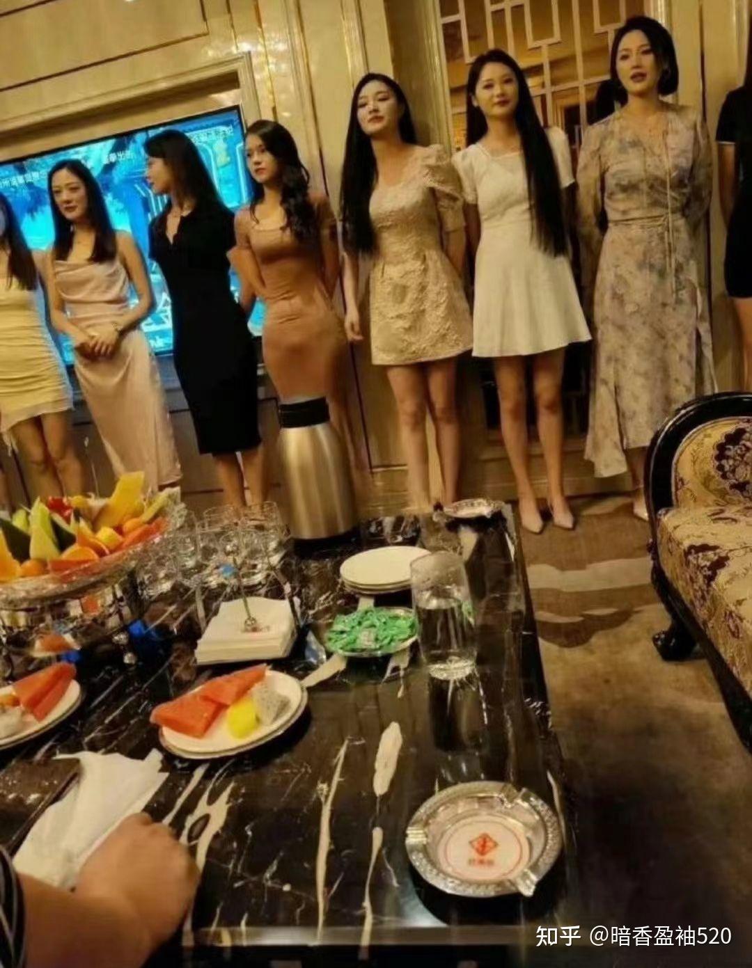 ktv陪酒小姐只是点点歌玩玩游戏而已吗