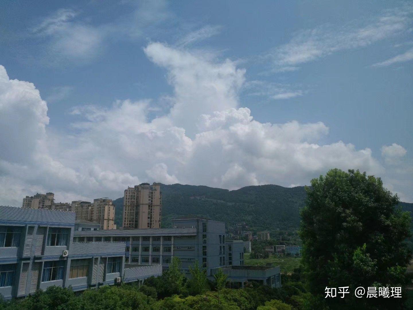 在宣汉中学读书是一种什么体验?