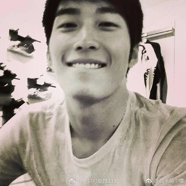 窦骁的美图或搞怪图有哪些?-窦骁帅照