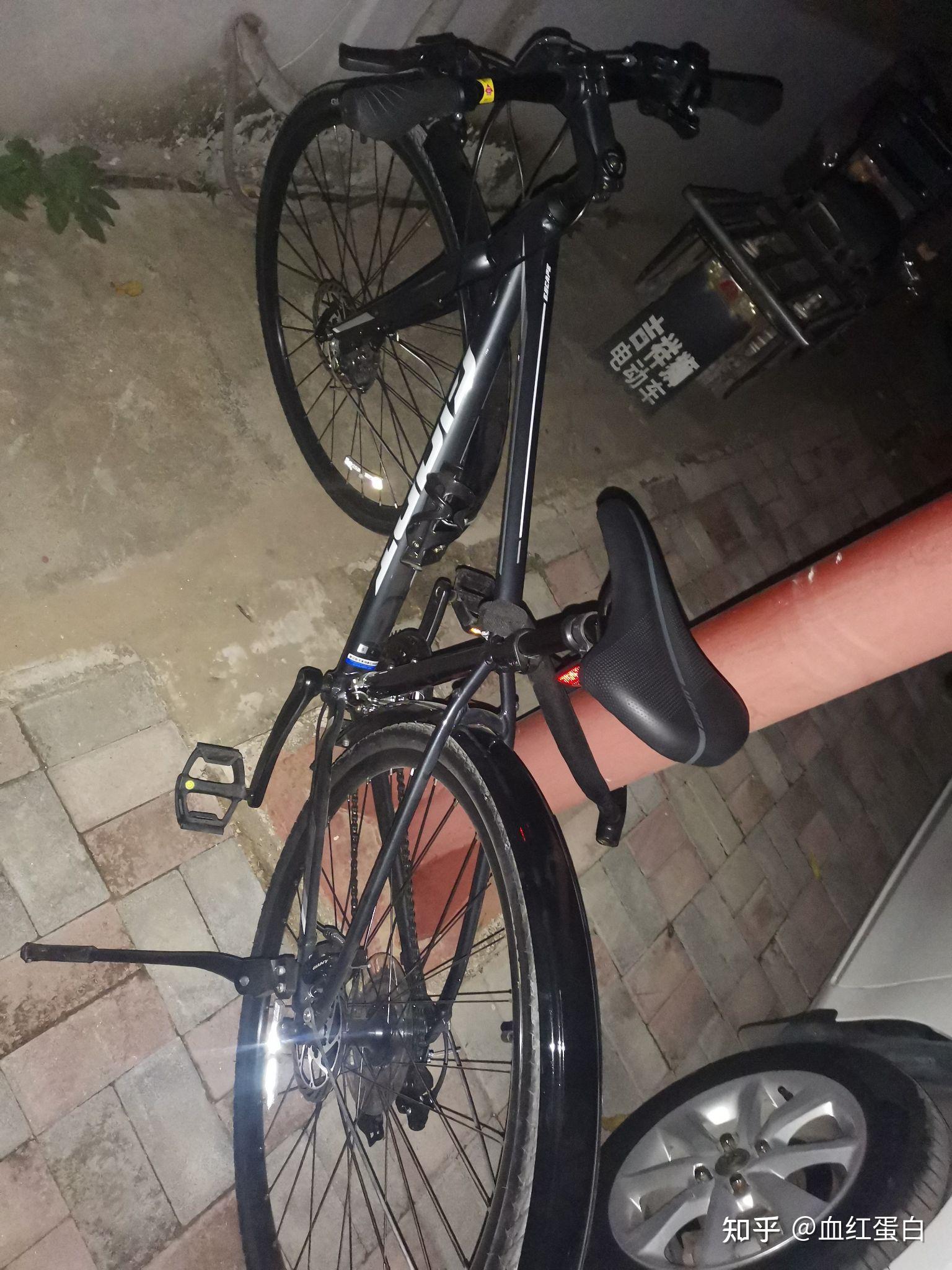 捷安特escape2二手车今年四月份买的多少钱卖二手合适