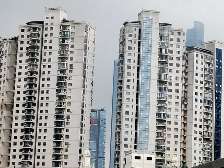 上海二手房量价齐跌,千万元“老破小”成降价主力,房东心态“有人要就卖” - 知乎