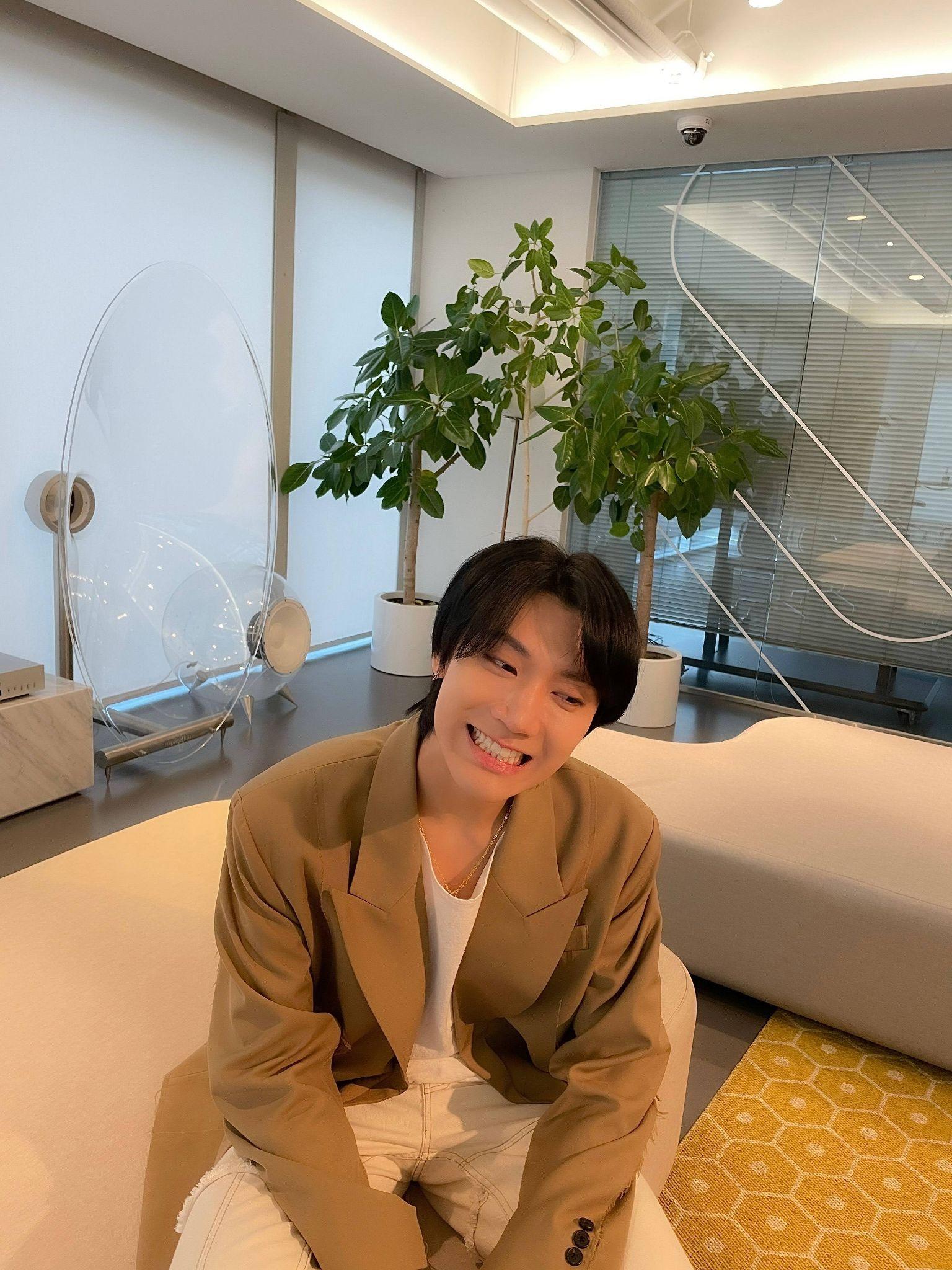 有哪些长相是猫系(男)女爱豆? - 知乎